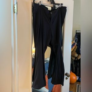 Columbia hiking pants. 16